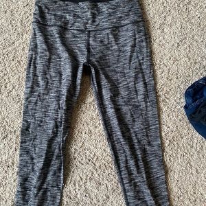 Victoria’s Secret sport cropped leggings